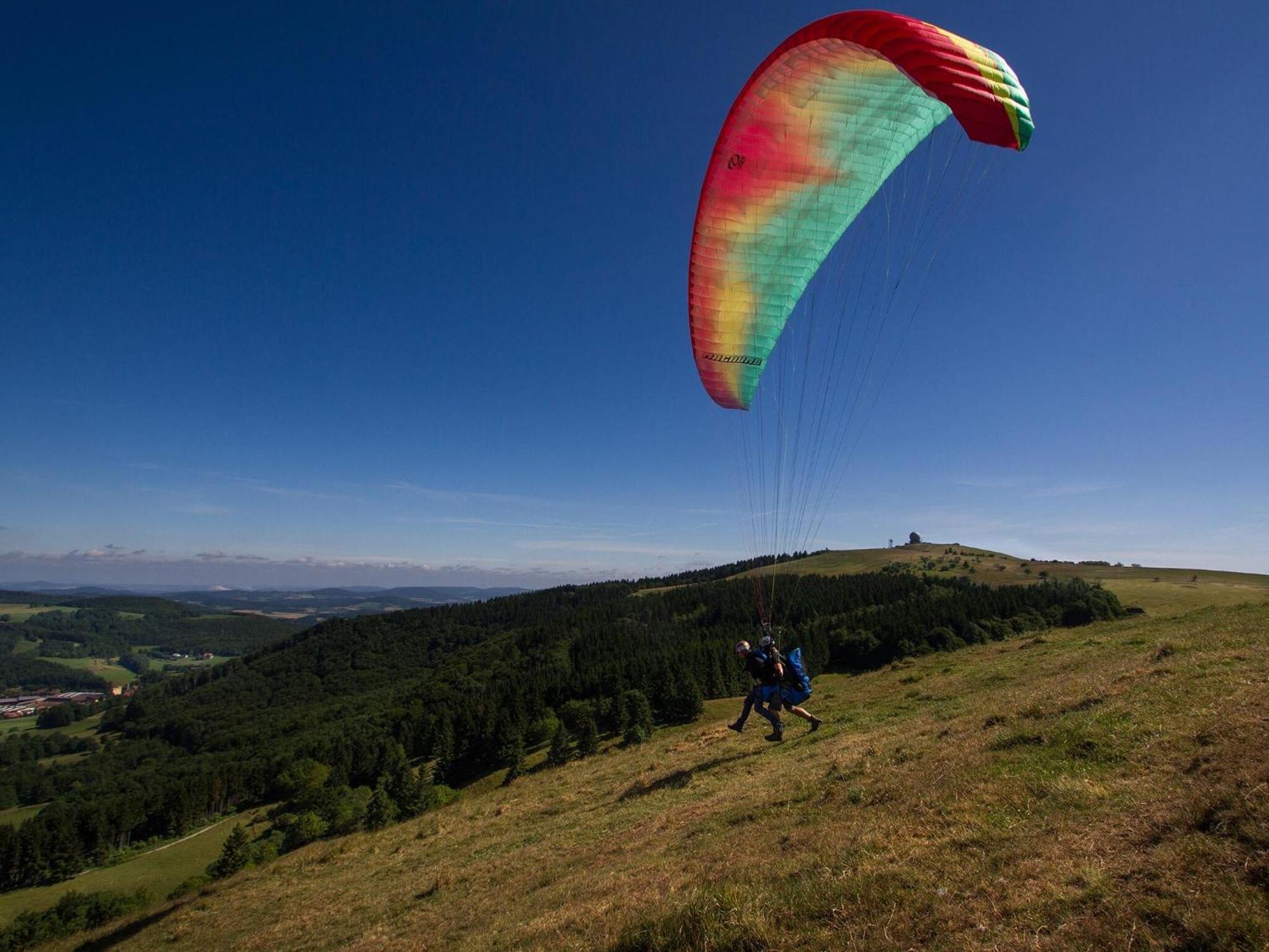 Berghotel Deutscher Flieger Wasserkuppe Герсфельд Экстерьер фото
